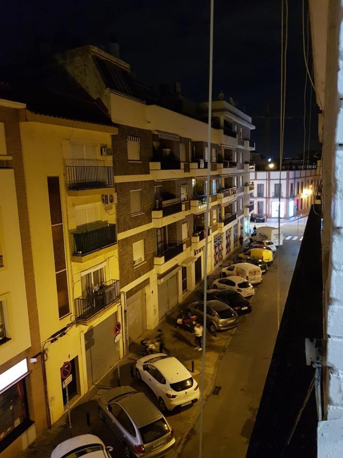 Magnifico Apartamento Tipo Duplex En Triana Севілья Екстер'єр фото