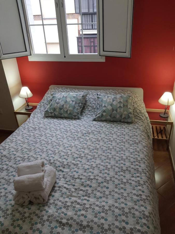 Magnifico Apartamento Tipo Duplex En Triana Севілья Екстер'єр фото