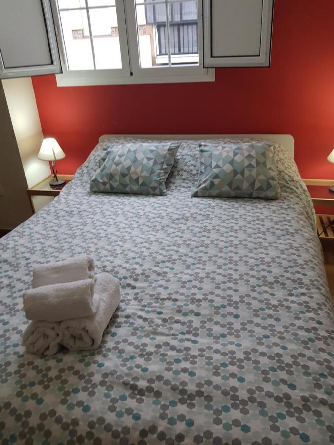 Magnifico Apartamento Tipo Duplex En Triana Севілья Екстер'єр фото